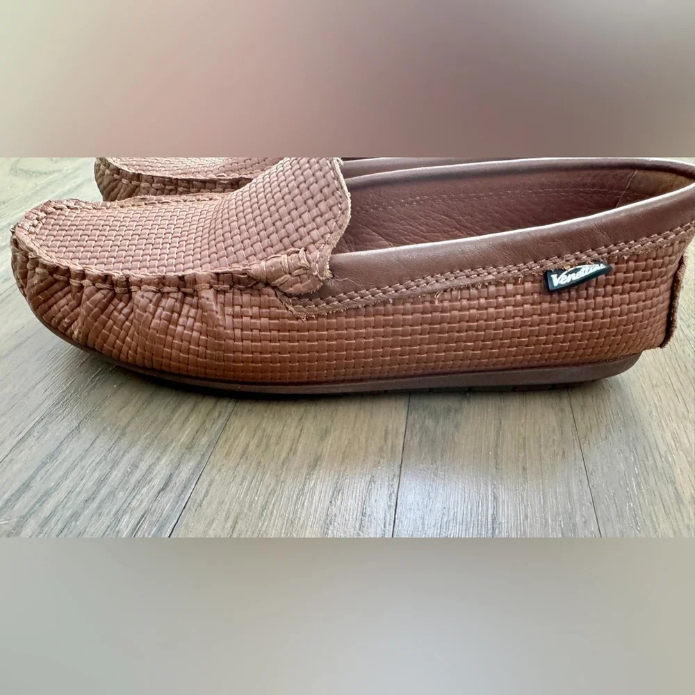 Venettini leather boys brown cognac color loafers dress shoes size 34 (US 2.5)